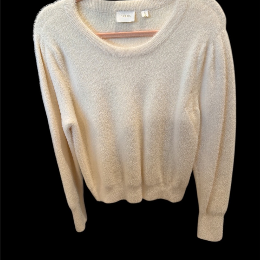 Cyrus Soft Cream Crew Neck Sweater